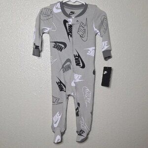Nike Kids One Piece in Gray and Black